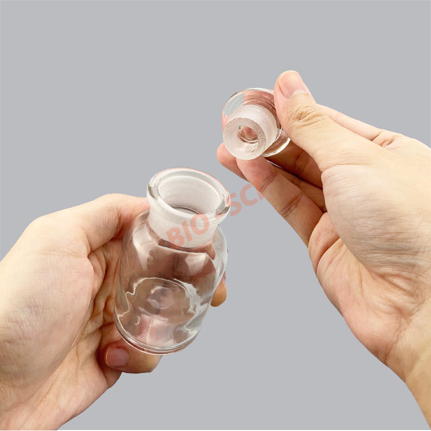 Glass Reagent Bottle with Stopper